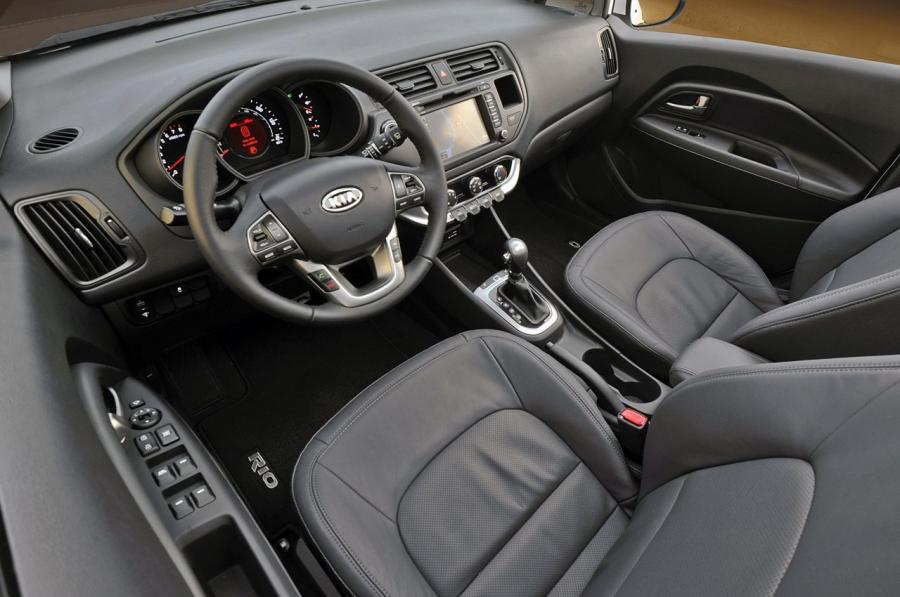  Kia Rio 5-Door 2012 года  (фото 22 из 39)